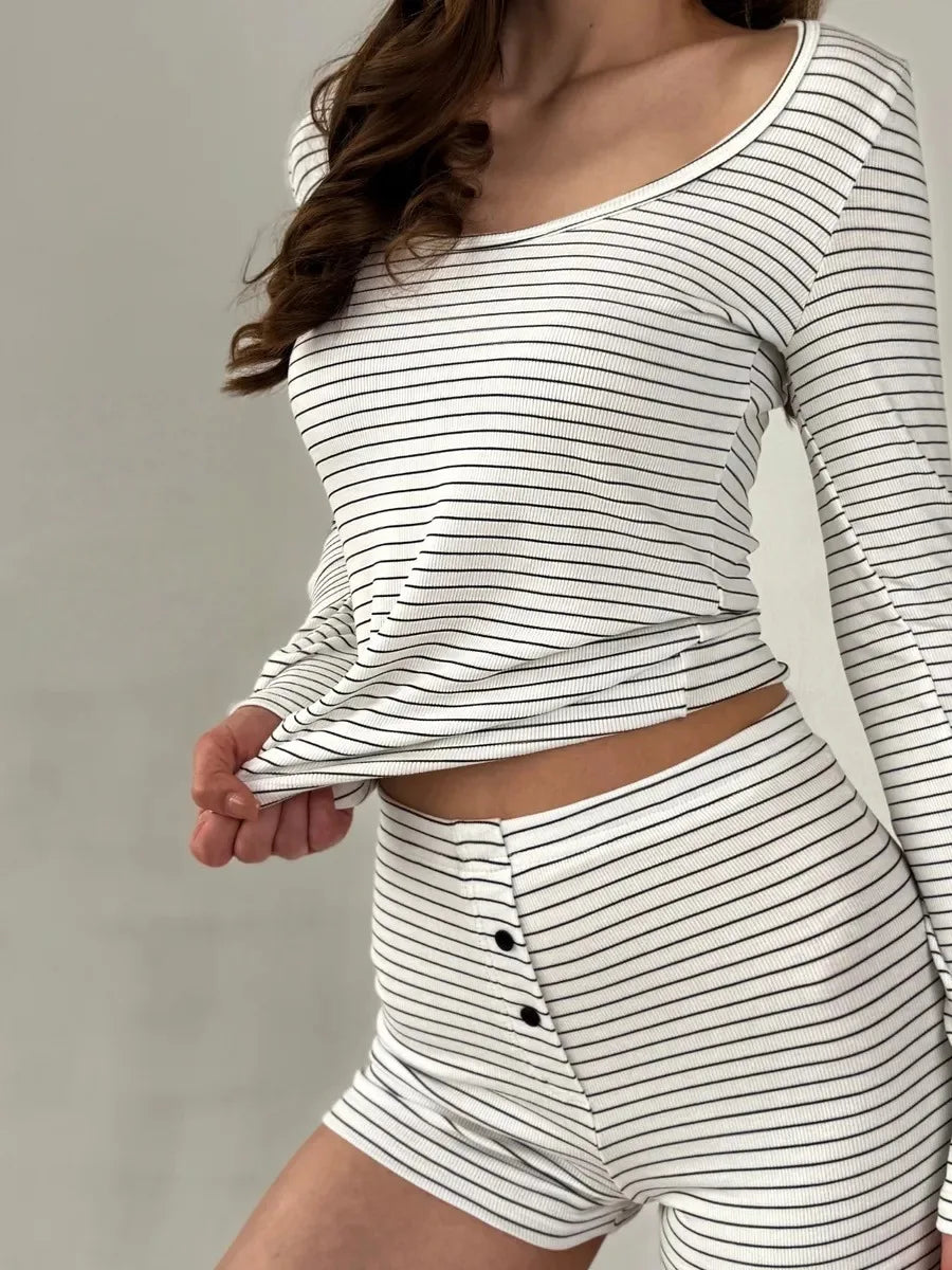 Women's Pajamas Fashion Simple Style Striped Lightweight Long Sleeve Shorts Two Piece Set Comfortable Knitted Homewear