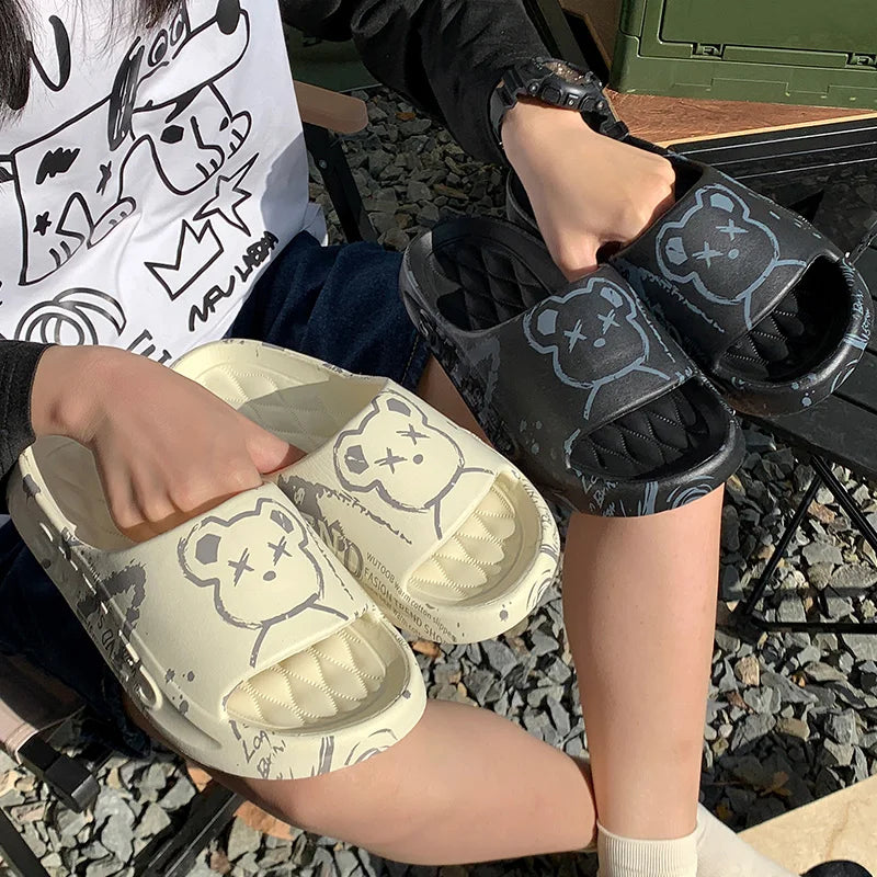 Indoor slippers for women at home, suitable for all seasons, fashionable for street walks, couple slippers for men