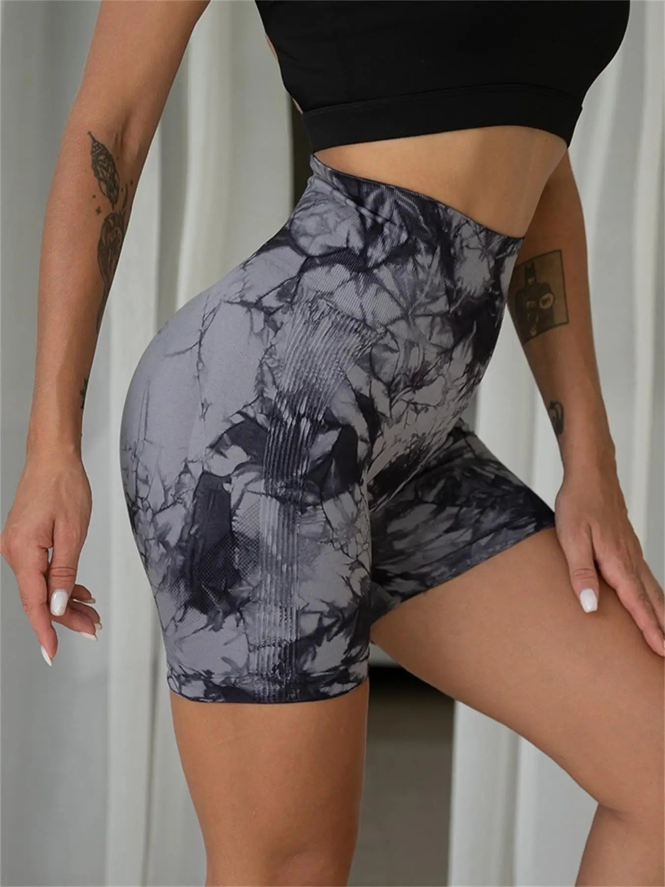 Women's Tie Dye Print Ruched High Waist Sports Shorts, Casual Comfy Breathable Seamless Skinny Shorts for Yoga Gym Workout