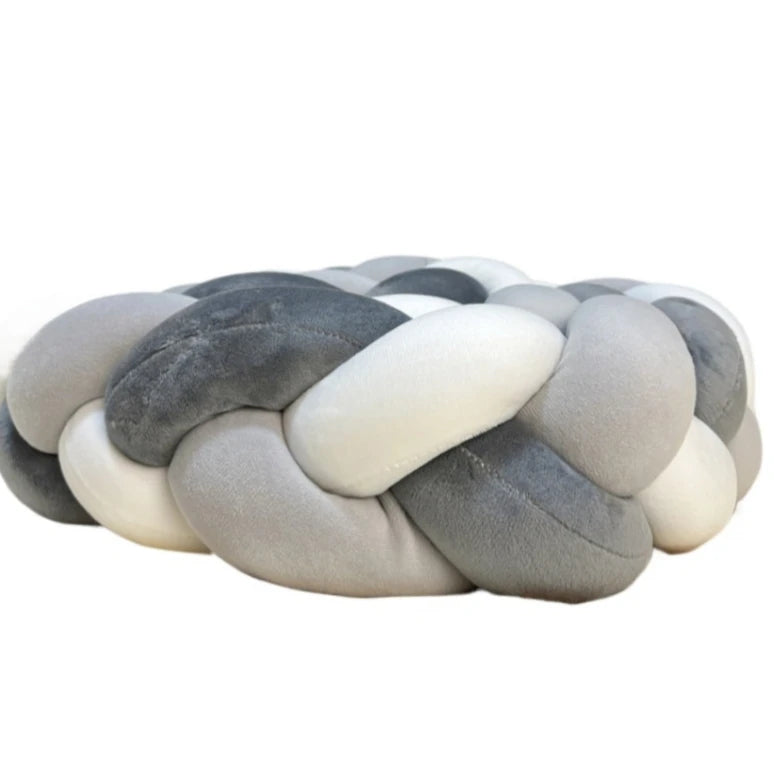 Handmade Knotted Floor Mat Woven Decorative Pillow Comfortable Soft Stitched Knitted Pillow for Living Room Bed Decorations