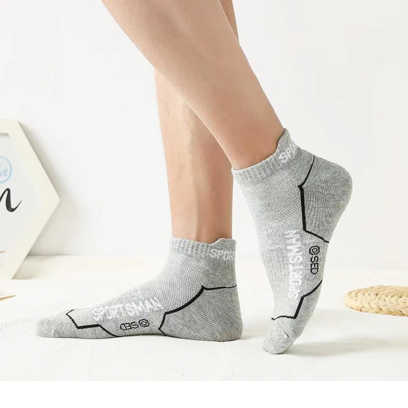 6 Pairs Socks Men's Short Socks Sweat Absorbent and Odorous Basketball Socks Running Sports Socks Breathable Mesh Men's Socks