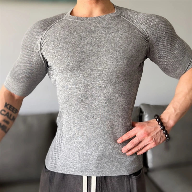 2025 Men Running Sports T-shirt Training Quick Dry Tight Short Sleeves Shirt Bodybuilding compress Fitness Tee Tops men Clothing