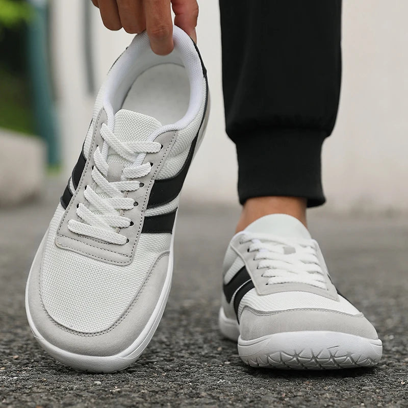 New Wide Toe Men Shoes Casual Versatile Soft Sole Wide Last Shoes Walking Sneakers Breathable Mesh Comfortable Barefoot Shoes