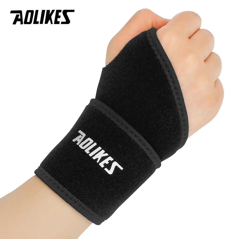 AOLIKES 1PCS Compression Wrist Brace for Carpal Tunnel Relief Light Support,Adjustable Wrist Guards Fit Right Left Hand for Work