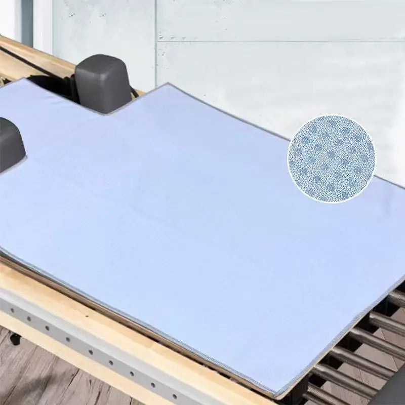 Machine Washable Pilates Core Mat Anti-Slip Mat for Large Equipment Yoga Studios, Sweatproof and Soft, Insulated Yoga Towel Port